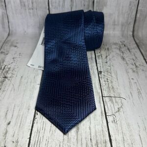 Michael Kors Geometric Print Men's Silk Blend Necktie Blue NEW with tags